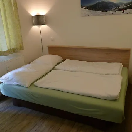 Loitfelder-pang Apartment