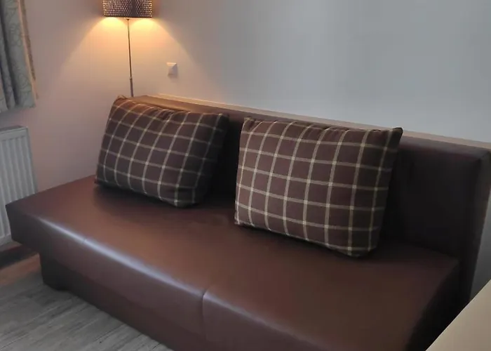 Loitfelder-pang * Σάαλμπαχ-Χίντεργκλεμ