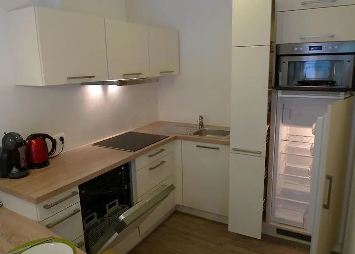 Loitfelder-pang * Σάαλμπαχ-Χίντεργκλεμ